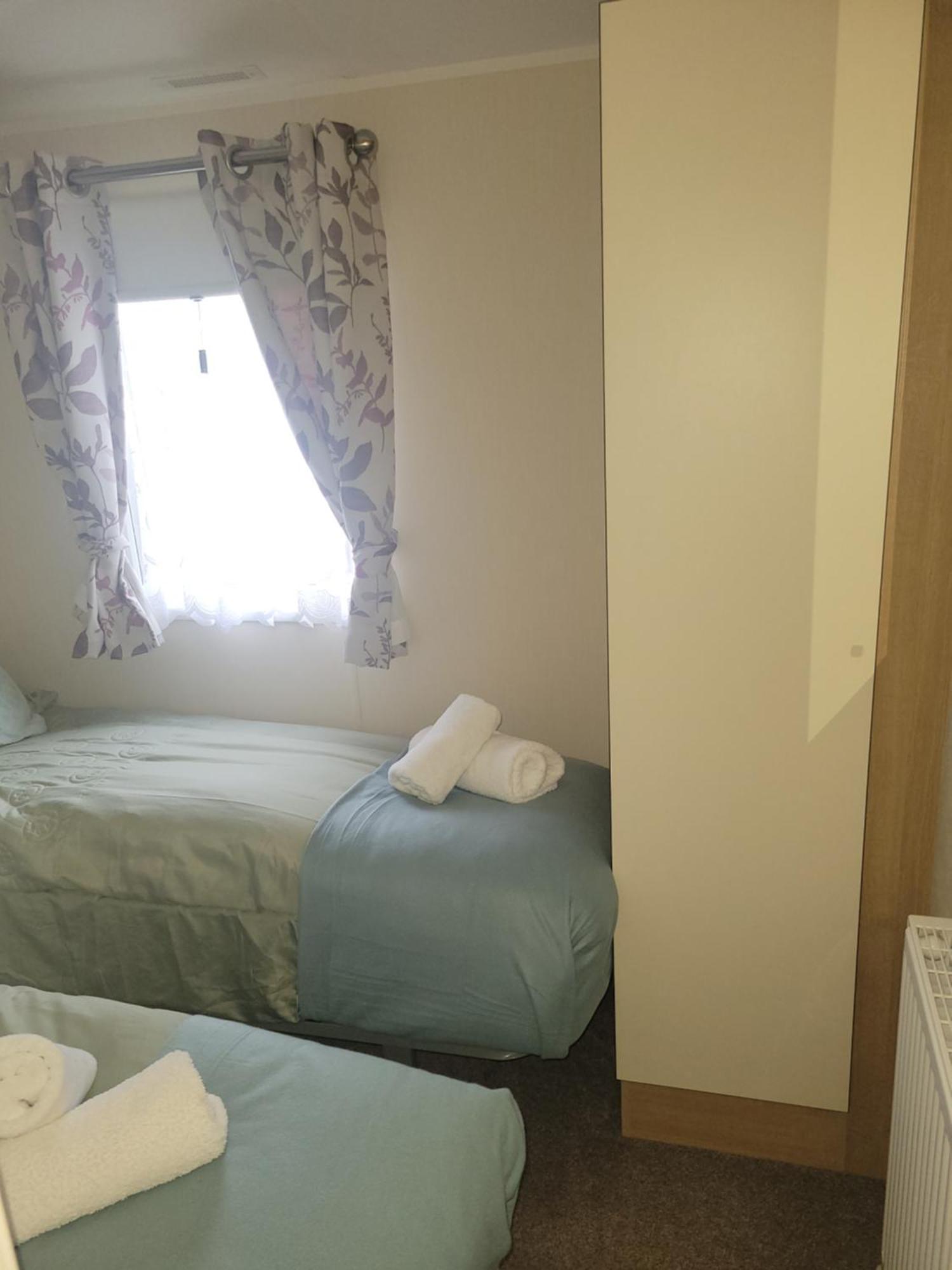 Cozy Caravan Near Ferienhaus Edinburgh